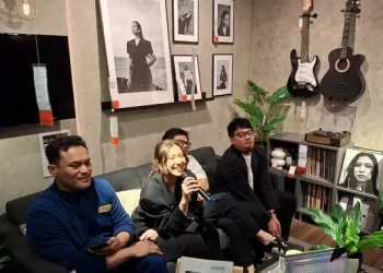 Ruang Multifungsi Minimalis dan Monokrom Terinspirasi Album Terbaru Danilla