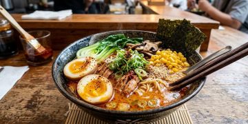 Resep Ramen Pedas Spesial Gurih yang Menggugah Selera